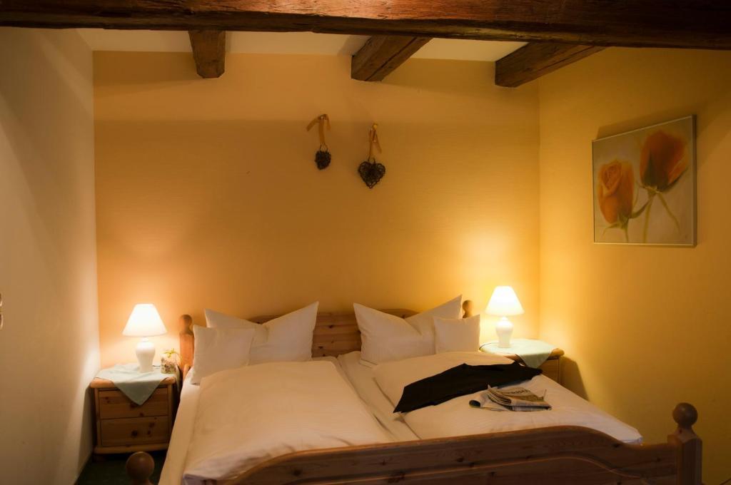 Hotel Schuberths Am Markt ブッテンハイム 部屋 写真